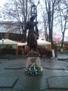 Statuia lui Mihai Eminescu